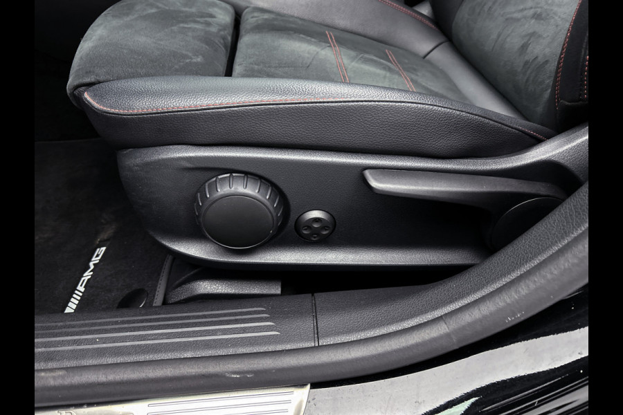 Mercedes-Benz A-Klasse 160 Business Solution AMG 5 spaaks lichtmetalen velgen | Navigatie | Parking support | Inclusief 24 maanden Mercedes-Benz Certified garantie voor Europa. / Auto Show Tilburg
