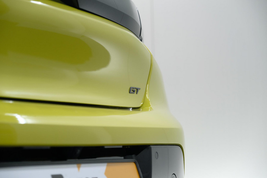 Peugeot 208 PureTech 100 GT | Camera | Apple Carplay | Parkeersensoren