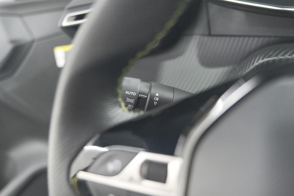 Peugeot 208 PureTech 100 GT | Camera | Apple Carplay | Parkeersensoren
