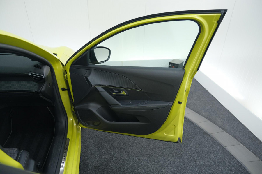 Peugeot 208 PureTech 100 GT | Camera | Apple Carplay | Parkeersensoren