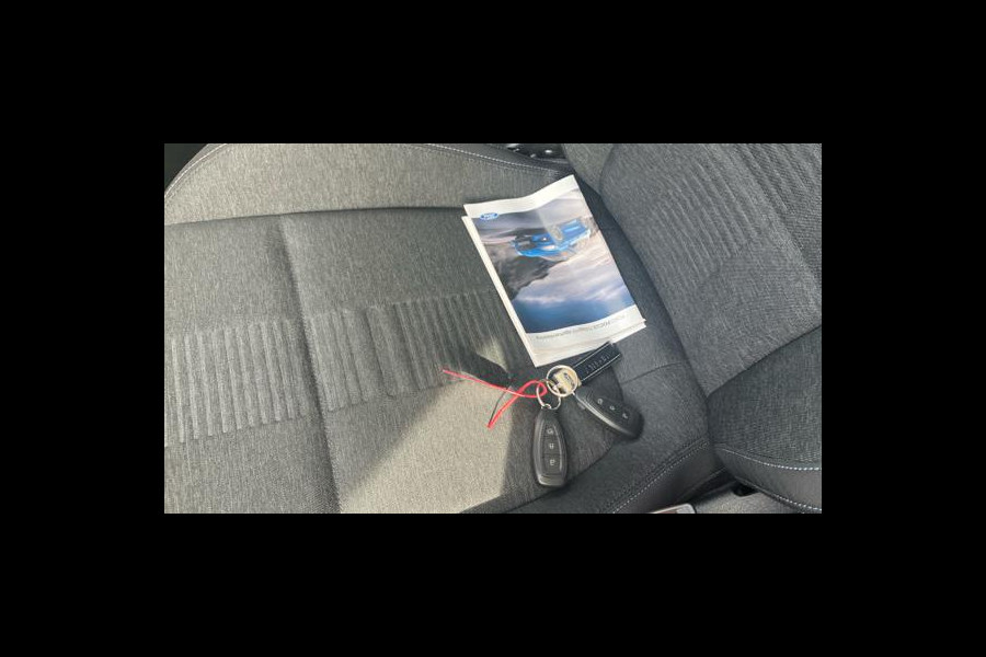 Ford Focus 1.0 EcoBoost Active Business 125pk | Winterpack | Comfort Pack | SYNC 3 Navigatie | Achteruitrijcamera