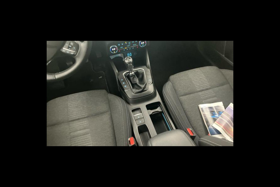 Ford Focus 1.0 EcoBoost Active Business 125pk | Winterpack | Comfort Pack | SYNC 3 Navigatie | Achteruitrijcamera