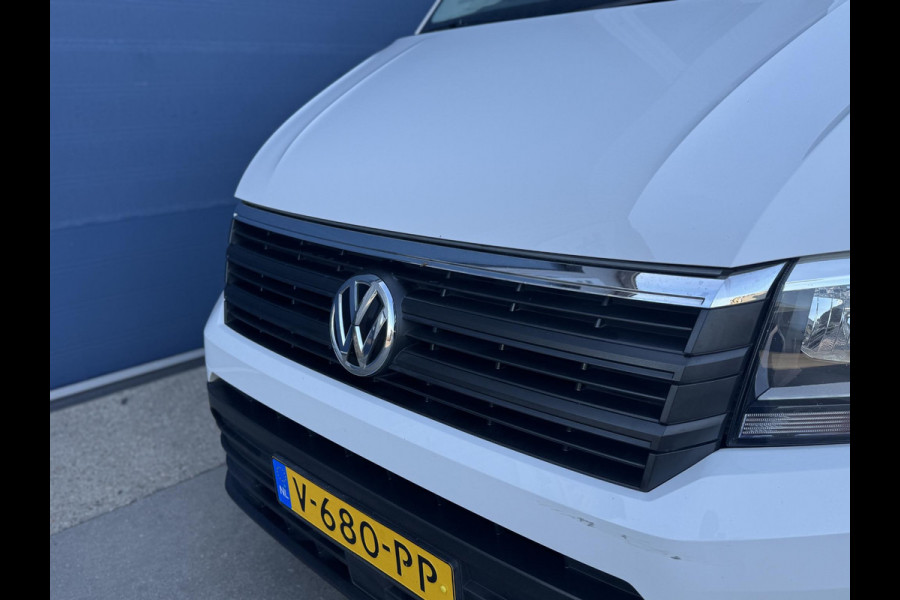 Volkswagen Crafter 35 2.0 TDI L3H3 Comfortline AIRCO / CRUISE CONTROLE / NAVI / TREKHAAK