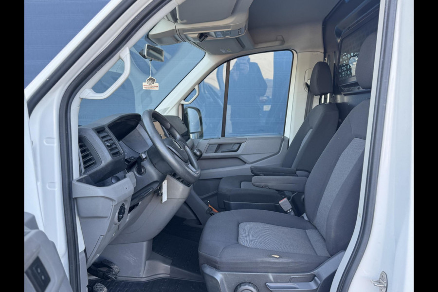 Volkswagen Crafter 35 2.0 TDI L3H3 Comfortline AIRCO / CRUISE CONTROLE / NAVI / TREKHAAK