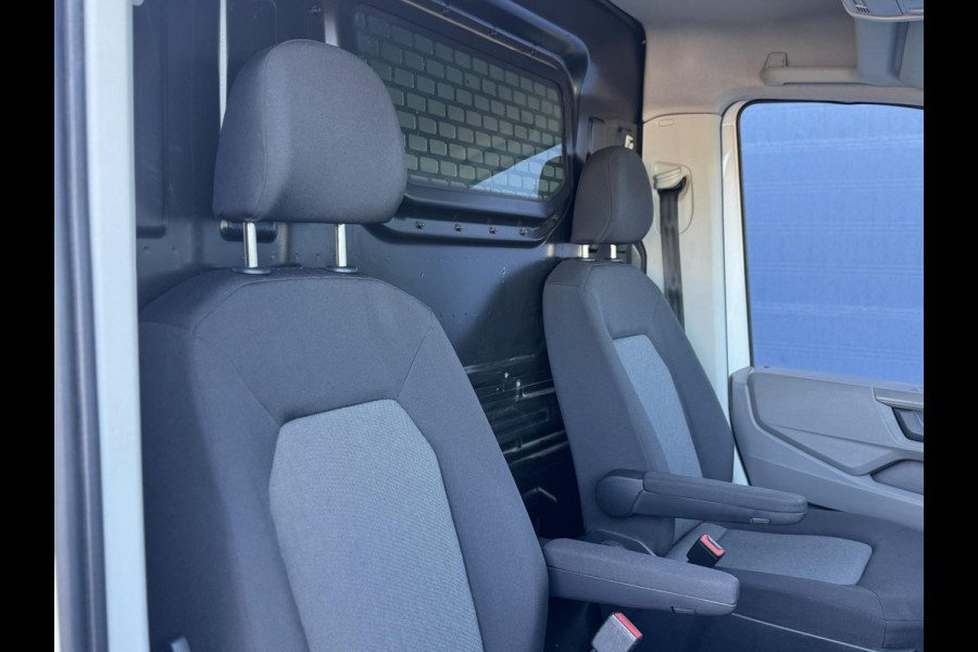 Volkswagen Crafter 35 2.0 TDI L3H3 Comfortline AIRCO / CRUISE CONTROLE / NAVI / TREKHAAK