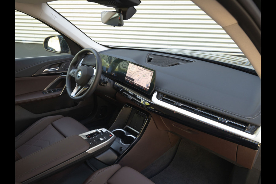 BMW X1 xDrive25e xLine - Sportzetels - Camera - Spiegel Pakket