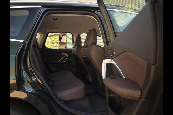 BMW X1 xDrive25e xLine - Sportzetels - Camera - Spiegel Pakket