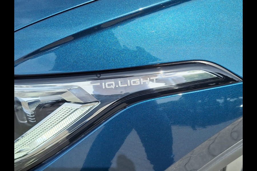 Volkswagen Tiguan 1.5 TSI R-Line 150 pk DSG | Carplay | Adaptief Cruise | Stuur/Stoelverwarming | IQ Light | Camera | Spraakbediening |