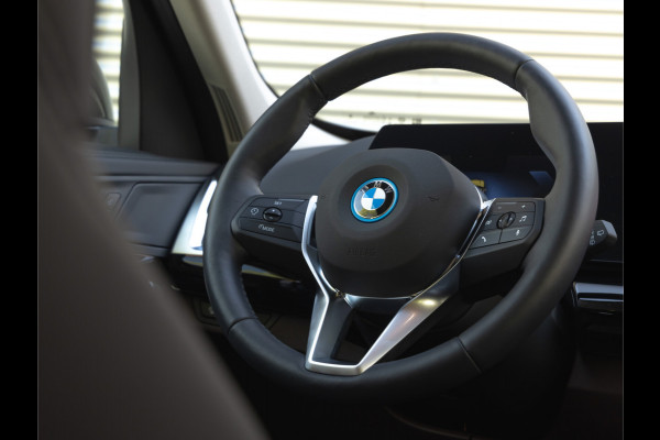 BMW X1 xDrive25e xLine - Sportzetels - Camera - Spiegel Pakket