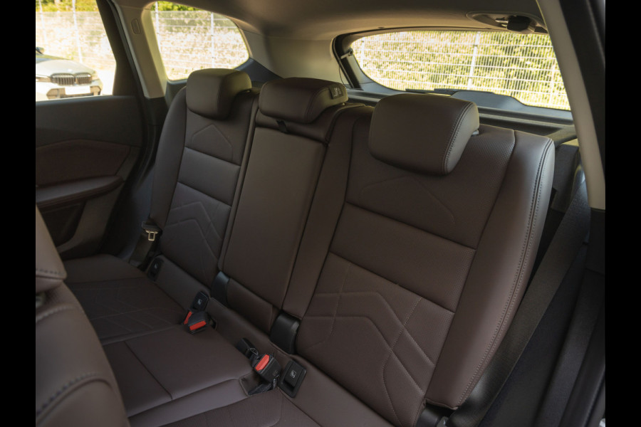 BMW X1 xDrive25e xLine - Sportzetels - Camera - Spiegel Pakket