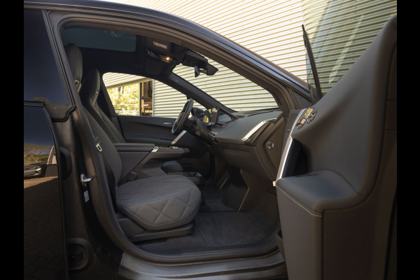 BMW iX xDrive50 - Pano - Driving Ass Prof - Stoelventilatie - Laserlight