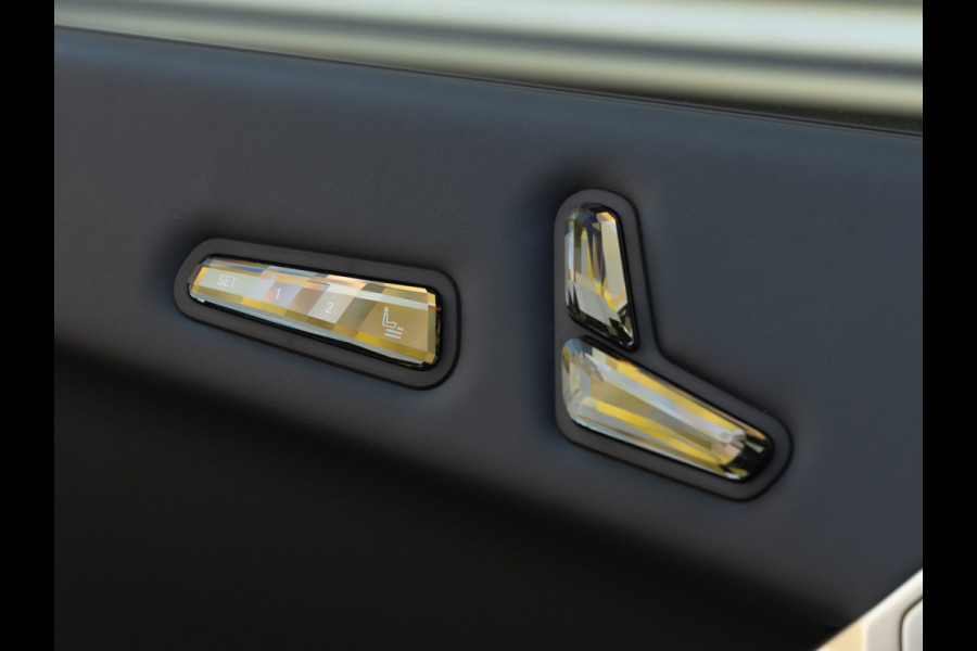 BMW iX xDrive50 - Pano - Driving Ass Prof - Stoelventilatie - Laserlight