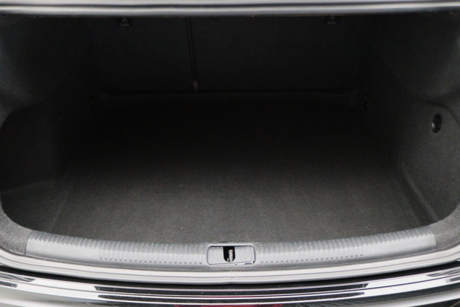 Audi A3 Limousine 1.4 TFSI CoD Sport S Line Edition