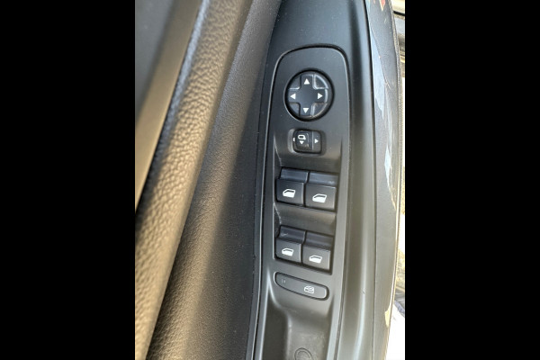Opel Grandland X 1.6 Turbo Hybrid Plug-in Innovation