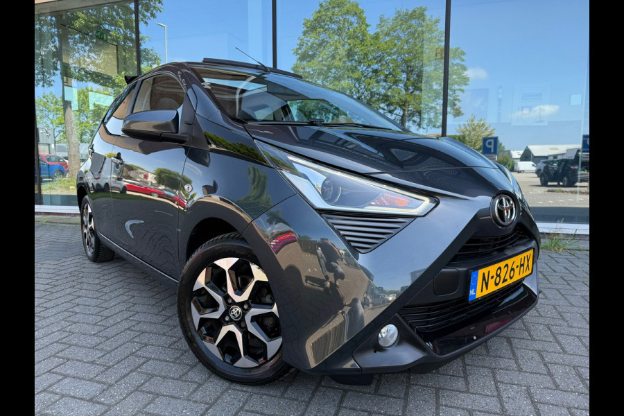 Toyota Aygo 1.0 VVT-i x-joy cabrio - Navi - Climate - Org.NL