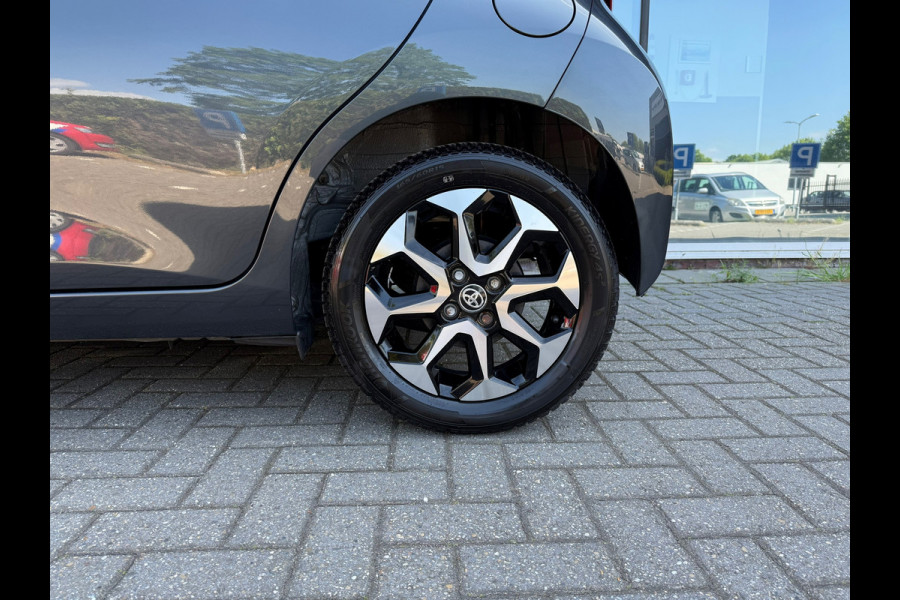 Toyota Aygo 1.0 VVT-i x-joy cabrio - Navi - Climate - Org.NL