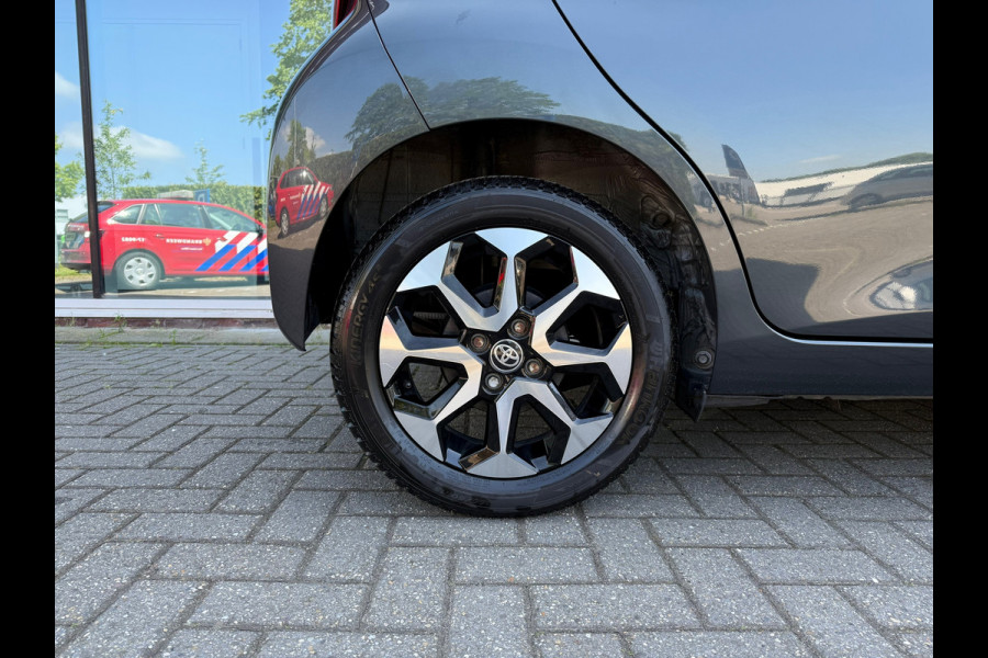 Toyota Aygo 1.0 VVT-i x-joy cabrio - Navi - Climate - Org.NL