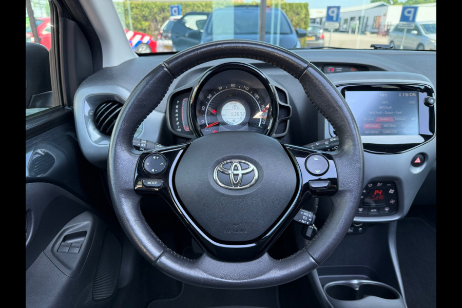 Toyota Aygo 1.0 VVT-i x-joy cabrio - Navi - Climate - Org.NL