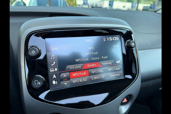 Toyota Aygo 1.0 VVT-i x-joy cabrio - Navi - Climate - Org.NL