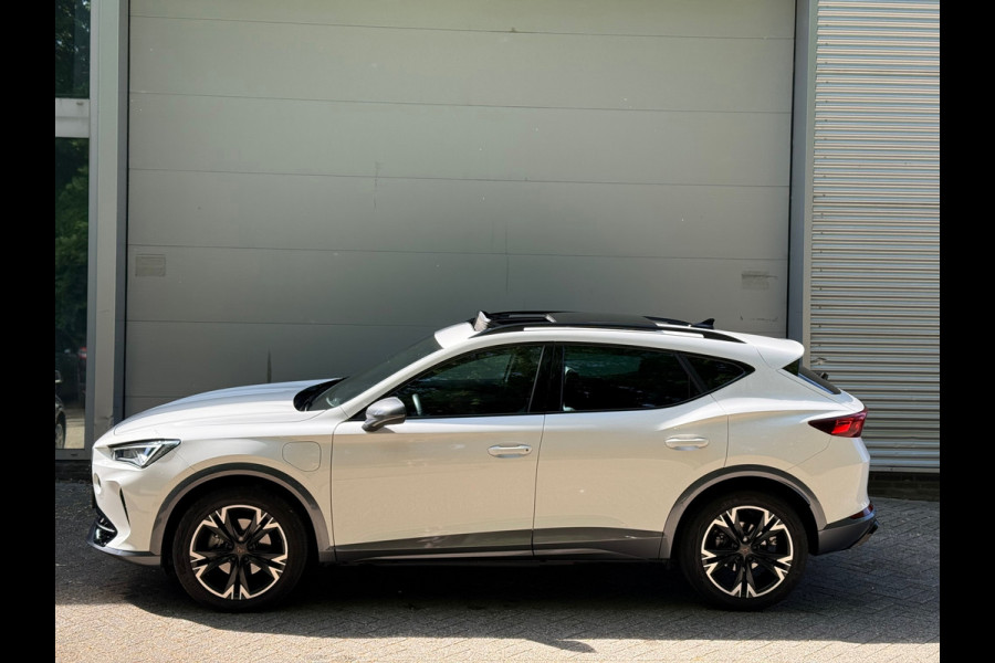 CUPRA Formentor 1.4 e-Hybrid Performance l Pano l Camera l Climate l Dab+ l Navi l Virtual l Sfeerverlichting l