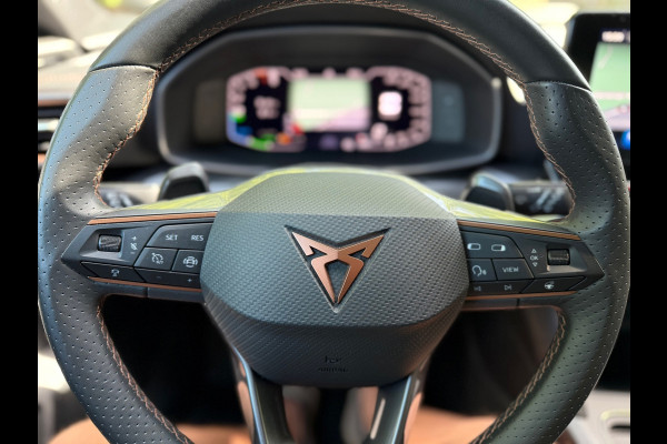 CUPRA Formentor 1.4 e-Hybrid Performance l Pano l Camera l Climate l Dab+ l Navi l Virtual l Sfeerverlichting l
