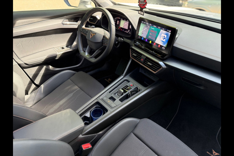 CUPRA Formentor 1.4 e-Hybrid Performance l Pano l Camera l Climate l Dab+ l Navi l Virtual l Sfeerverlichting l