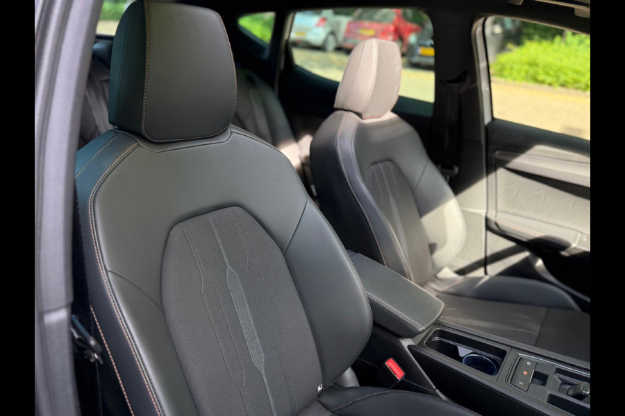 CUPRA Formentor 1.4 e-Hybrid Performance l Pano l Camera l Climate l Dab+ l Navi l Virtual l Sfeerverlichting l
