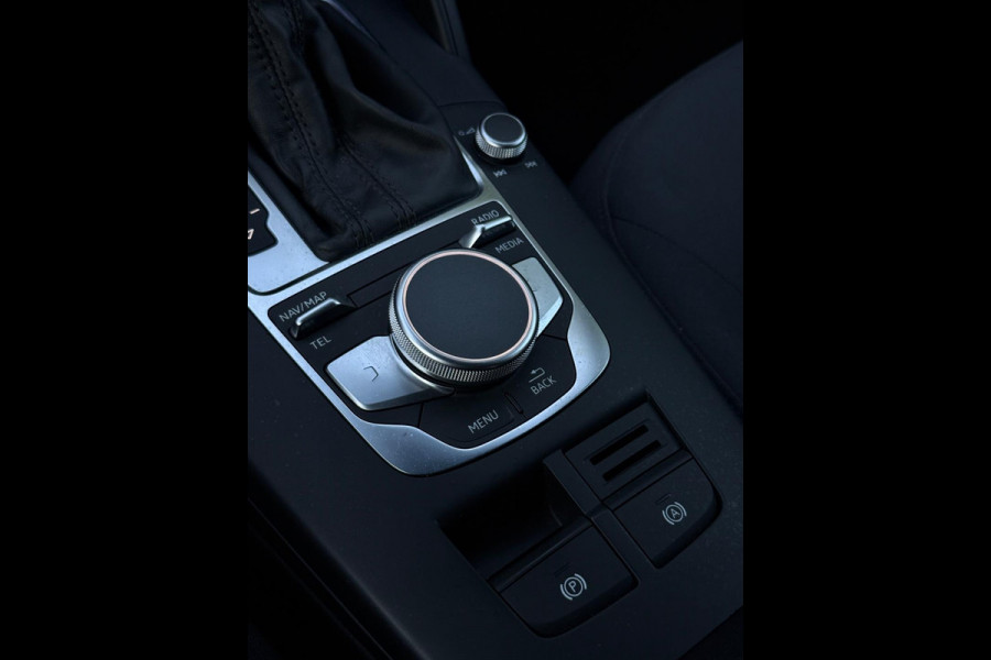 Audi A3 Sportback 40 e-tron Advance Sport Camera CarPlay