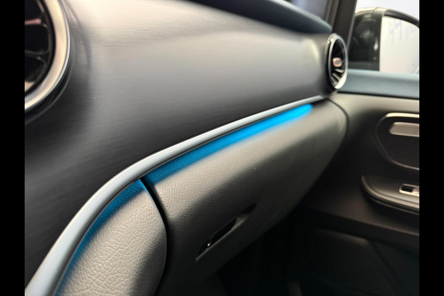 Mercedes-Benz Eqv 300 L3 - 8 pers. Vol opties - Leer - EQV interieur - exterieur - camera - incl. Garantie