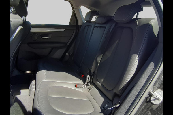 BMW 2 Serie Active Tourer 218i Corporate Lease High Executive  | automaat | leder | head-up | trekhaak afneembaar
