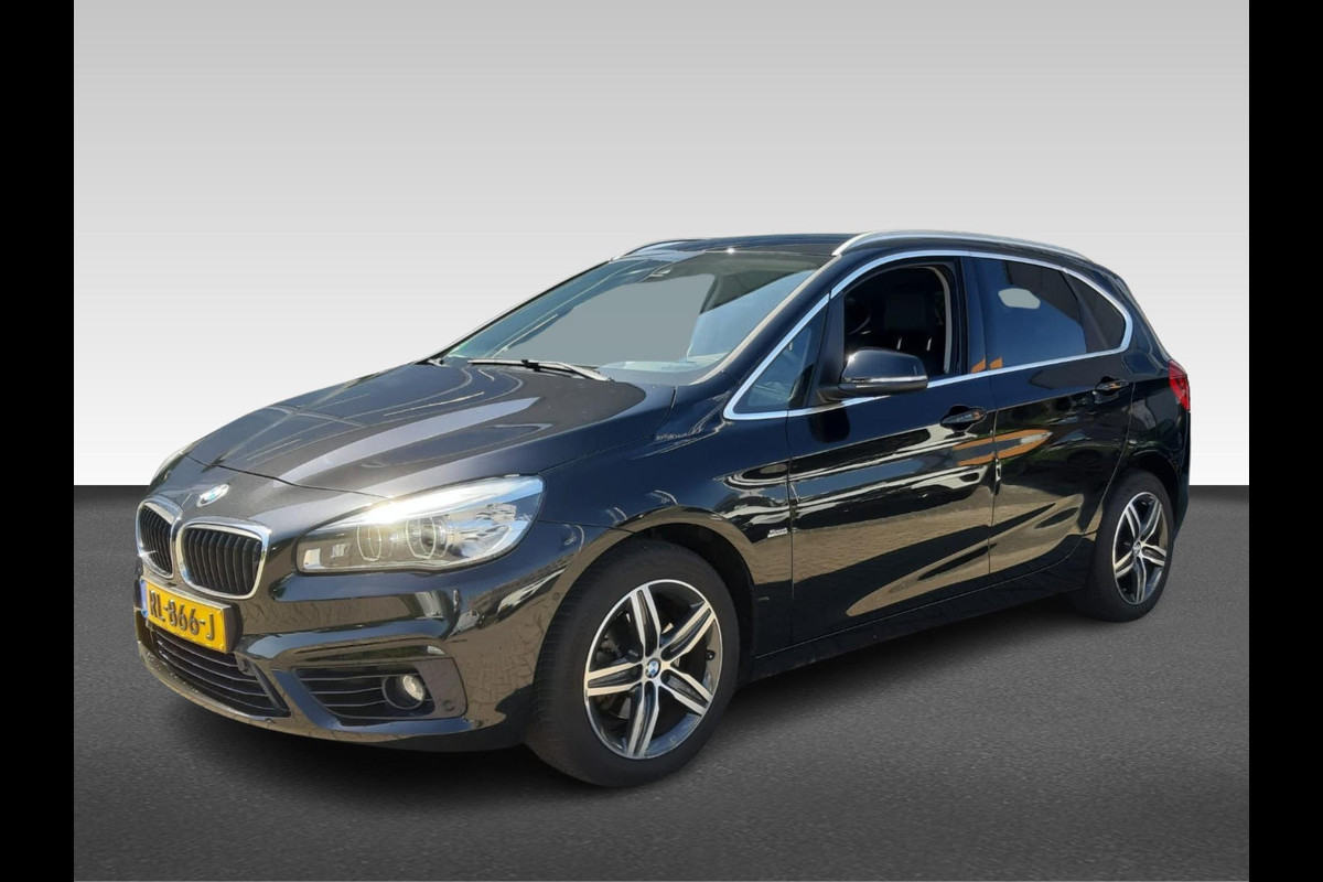 BMW 2 Serie Active Tourer 218i Corporate Lease High Executive | automaat | leder | head-up | trekhaak afneembaar BMW 2 Serie Active Tourer 218i Corporate Lease High Executive | automaat | leder | head-up | trekhaak afneembaar