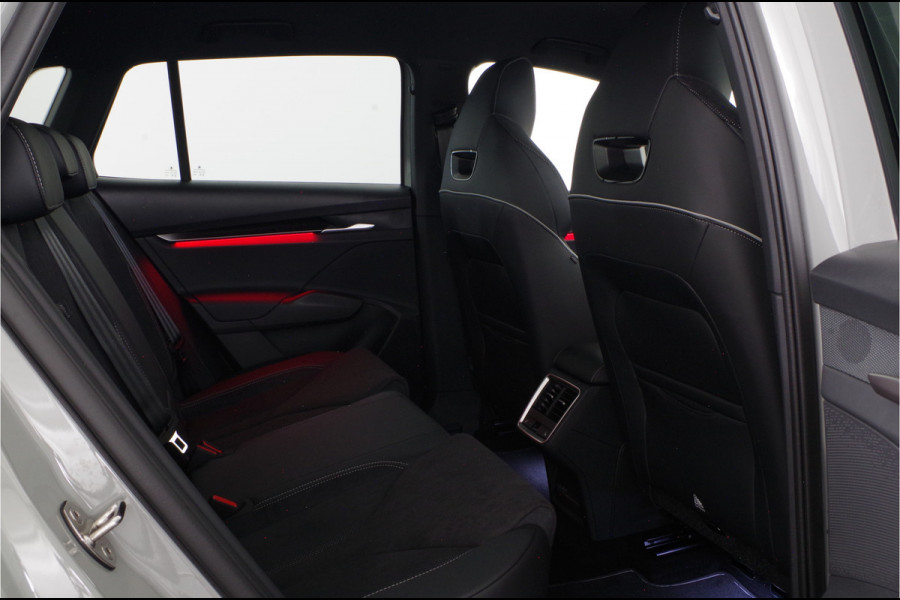 Škoda Elroq 60 Sportline Edition > Direct leverbaar! Steel Grey/Winter-pakket/Matrix LED-koplampen... | 8062 |