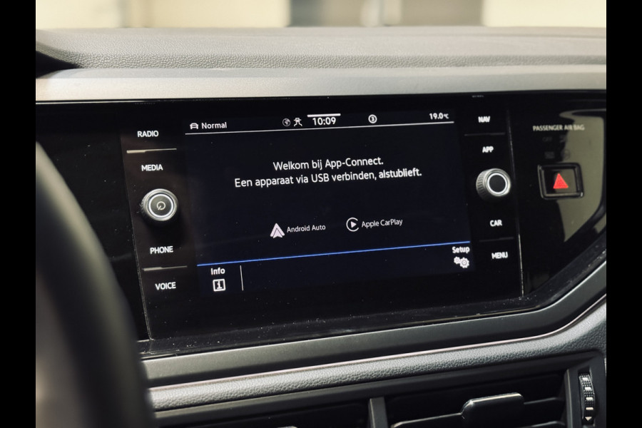 Volkswagen Polo 1.0 TSI 110PK DSG R-Line Business | Panorama | IQ | Beats | Virtual Pro