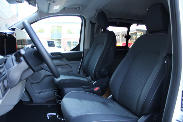 Ford Transit Custom 320 2.0 TDCI L2H1 Limited DC 170pk - Adaptive Cruise - Navi - 2x Schuifdeur - Verwarmd stuur - 70l tank - 17" LM velgen - Rijkla