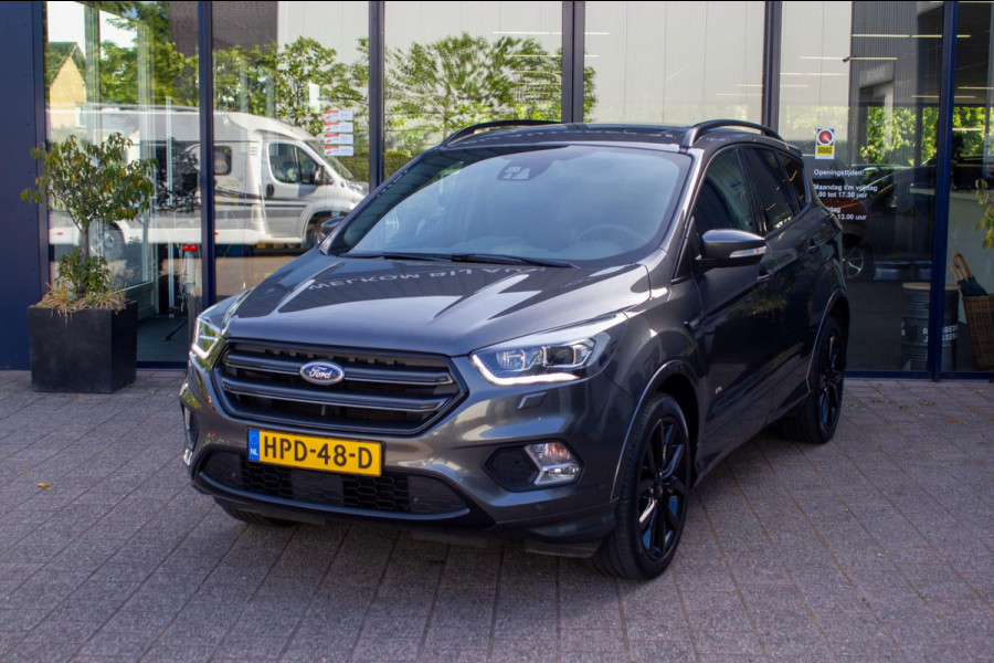 Ford Kuga 1.5 EcoBoost ST Line|Prijs rijklaar incl 12 mnd garantie| Pano Navi Elek trekhaak Carplay Stuur en stoelverwarming PDC