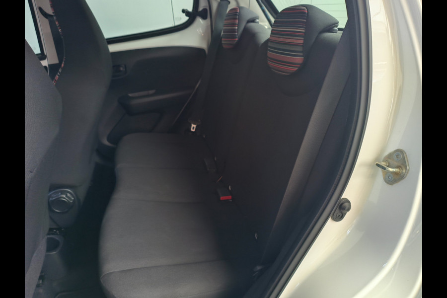 Citroën C1 1.0 VTi Feel uit 2022 Rijklaar  + 12 maanden Bovag-garantie Henk Jongen Auto's in Helmond,  al 50 jaar service zoals 't hoort!