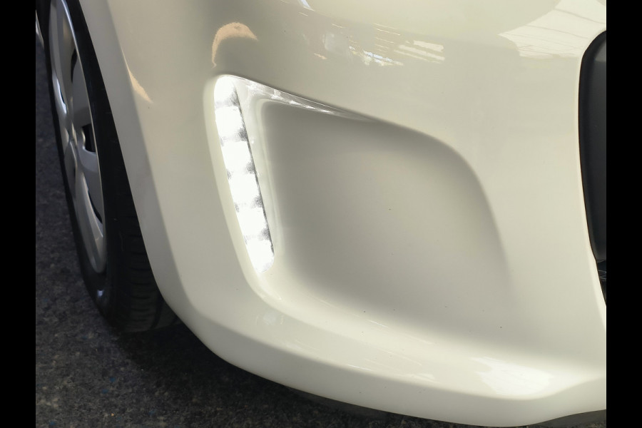 Citroën C1 1.0 VTi Feel uit 2022 Rijklaar  + 12 maanden Bovag-garantie Henk Jongen Auto's in Helmond,  al 50 jaar service zoals 't hoort!