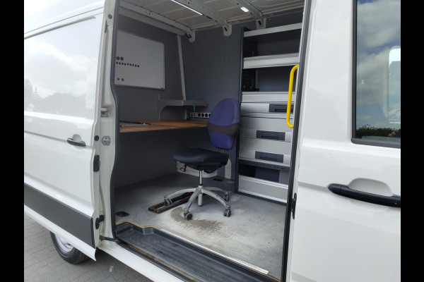 Volkswagen Crafter 30 2.0TDI L3H2 Airco Camera Navi Ingebouwd kantoor Bluetooth EURO6 Betonplex vloer Wandbekleding Schuifdeur Buro 2.500kg trekvermogen keurige bus!