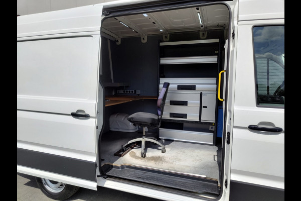 Volkswagen Crafter 30 2.0TDI L3H2 Airco Camera Navi Ingebouwd kantoor Bluetooth EURO6 Betonplex vloer Wandbekleding Schuifdeur Buro 2.500kg trekvermogen keurige bus!