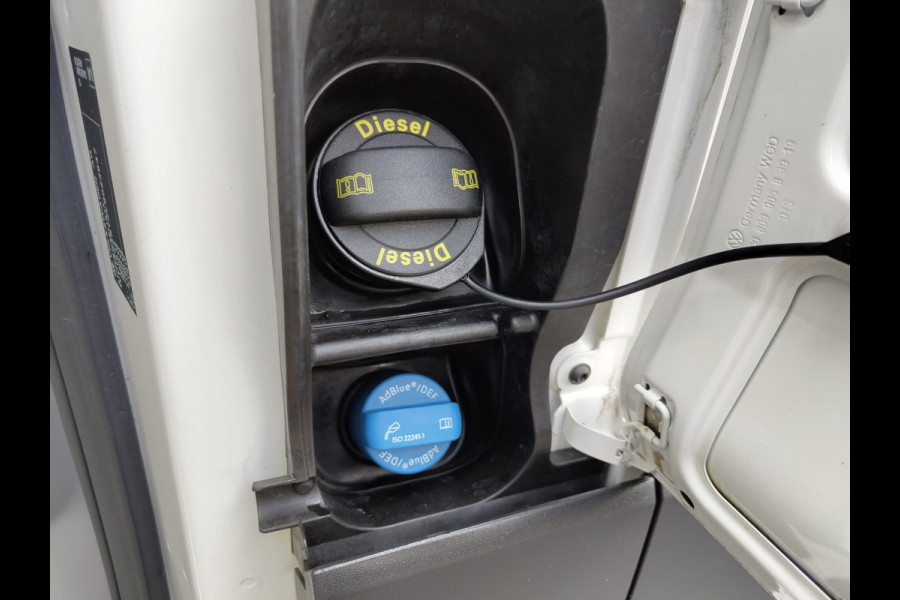 Volkswagen Crafter 30 2.0TDI L3H2 Airco Camera Navi Ingebouwd kantoor Bluetooth EURO6 Betonplex vloer Wandbekleding Schuifdeur Buro 2.500kg trekvermogen keurige bus!