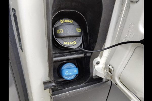 Volkswagen Crafter 30 2.0TDI L3H2 Airco Camera Navi Ingebouwd kantoor Bluetooth EURO6 Betonplex vloer Wandbekleding Schuifdeur Buro 2.500kg trekvermogen keurige bus!