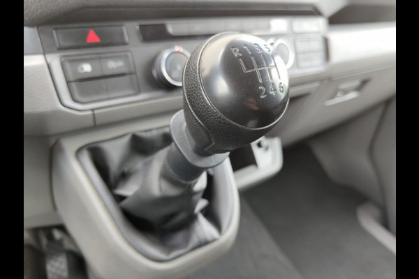 Volkswagen Crafter 30 2.0TDI L3H2 Airco Camera Navi Ingebouwd kantoor Bluetooth EURO6 Betonplex vloer Wandbekleding Schuifdeur Buro 2.500kg trekvermogen keurige bus!