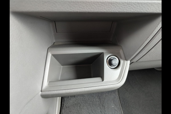 Volkswagen Crafter 30 2.0TDI L3H2 Airco Camera Navi Ingebouwd kantoor Bluetooth EURO6 Betonplex vloer Wandbekleding Schuifdeur Buro 2.500kg trekvermogen keurige bus!