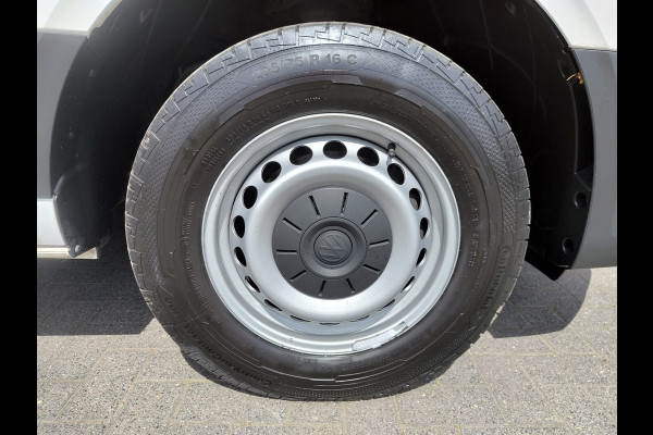 Volkswagen Crafter 30 2.0TDI L3H2 Airco Camera Navi Ingebouwd kantoor Bluetooth EURO6 Betonplex vloer Wandbekleding Schuifdeur Buro 2.500kg trekvermogen keurige bus!