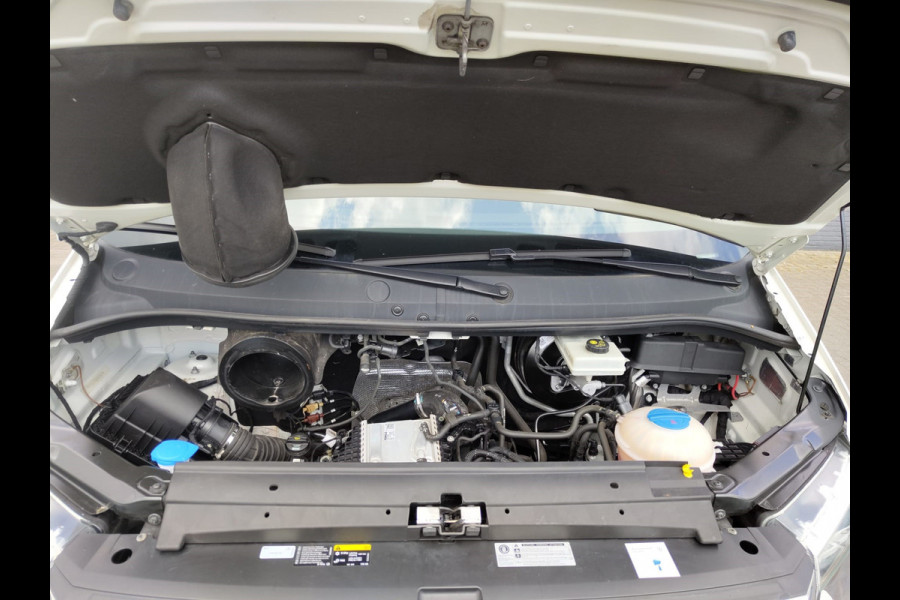 Volkswagen Crafter 30 2.0TDI L3H2 Airco Camera Navi Ingebouwd kantoor Bluetooth EURO6 Betonplex vloer Wandbekleding Schuifdeur Buro 2.500kg trekvermogen keurige bus!