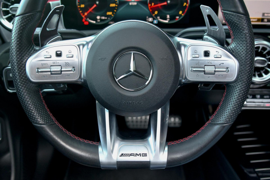 Mercedes-Benz CLA-Klasse 180 AMG Night ed. Pano, Camera, Sfeer, CarPlay, 19''!