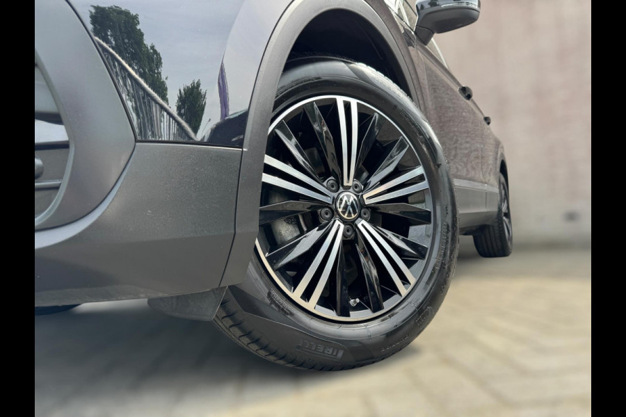 Volkswagen Tiguan 1.5 TSI Life Business United VIRT COCKPIT / IQ LIGHT / ZWARTE HEMEL / ACC / STOELVERW. / ECC / FULL OPTION