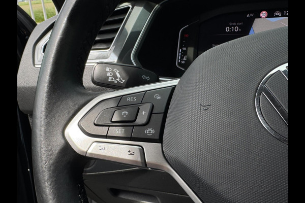 Volkswagen Tiguan 1.5 TSI Life Business United VIRT COCKPIT / IQ LIGHT / ZWARTE HEMEL / ACC / STOELVERW. / ECC / FULL OPTION