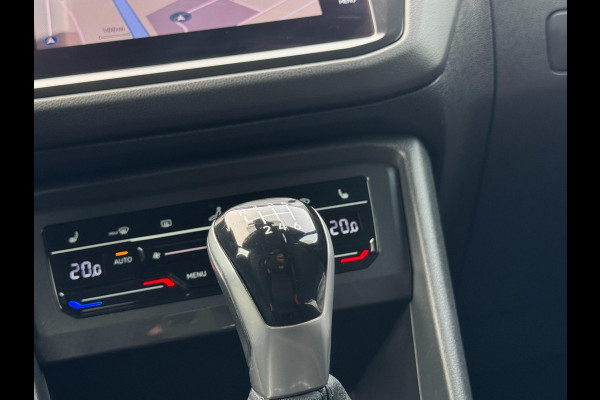 Volkswagen Tiguan 1.5 TSI Life Business United VIRT COCKPIT / IQ LIGHT / ZWARTE HEMEL / ACC / STOELVERW. / ECC / FULL OPTION