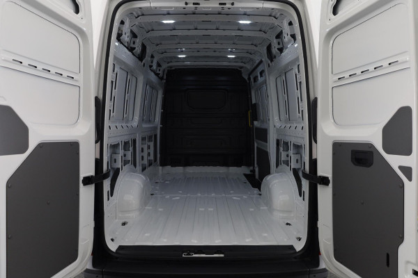 Volkswagen Crafter Highline L3 2.0 TDI EU6 103 kW (140 pk) GVW 3.5T W Automaat VOORRAAD!!